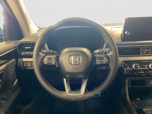 new 2025 Honda Pilot car, priced at $51,095