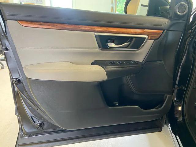 used 2022 Honda CR-V car, priced at $28,998