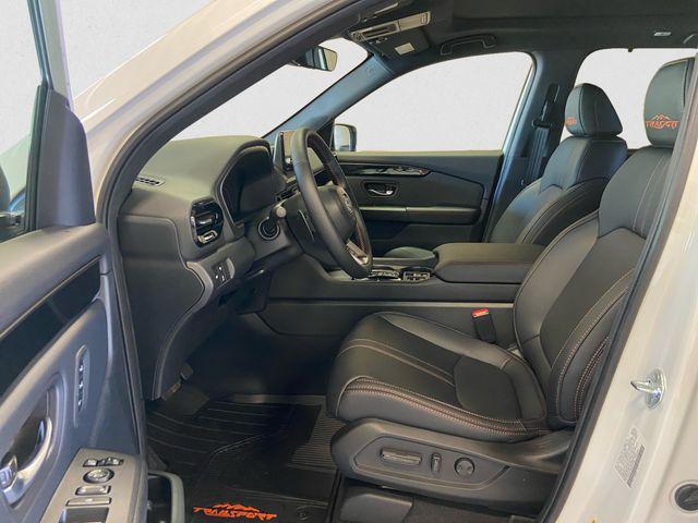 new 2025 Honda Pilot car, priced at $51,785