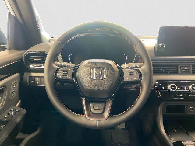 new 2025 Honda Pilot car, priced at $51,785