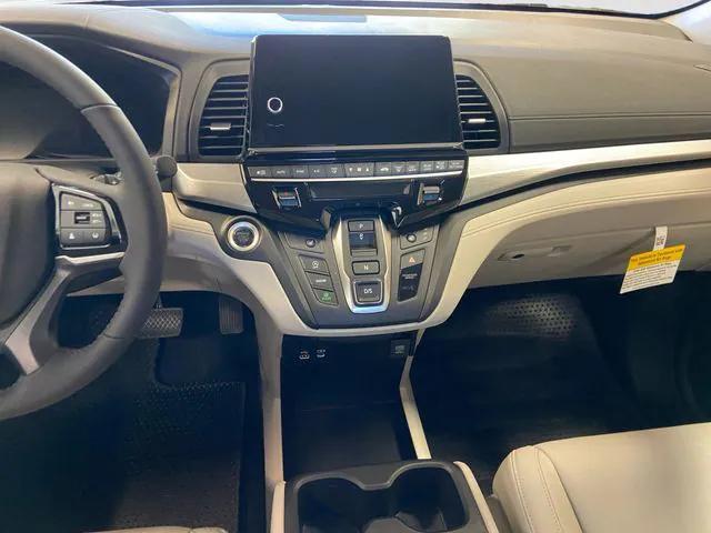 new 2026 Honda Odyssey car, priced at $41,990