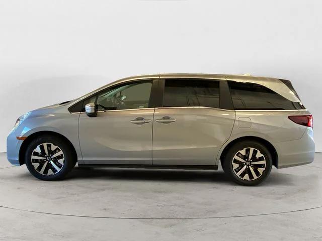 new 2026 Honda Odyssey car, priced at $41,990