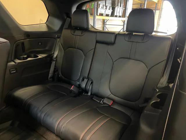 new 2025 Honda Pilot car, priced at $50,895