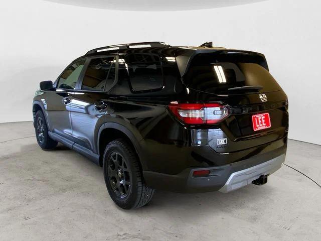 new 2025 Honda Pilot car, priced at $50,895