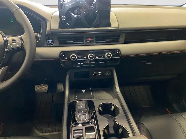 new 2025 Honda Pilot car, priced at $50,895