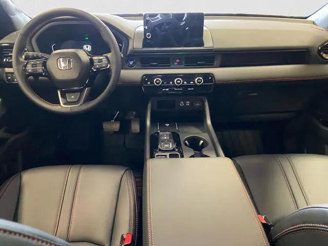 new 2025 Honda Pilot car, priced at $50,895
