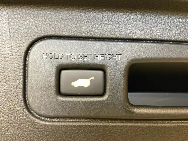 new 2025 Honda Pilot car, priced at $51,950