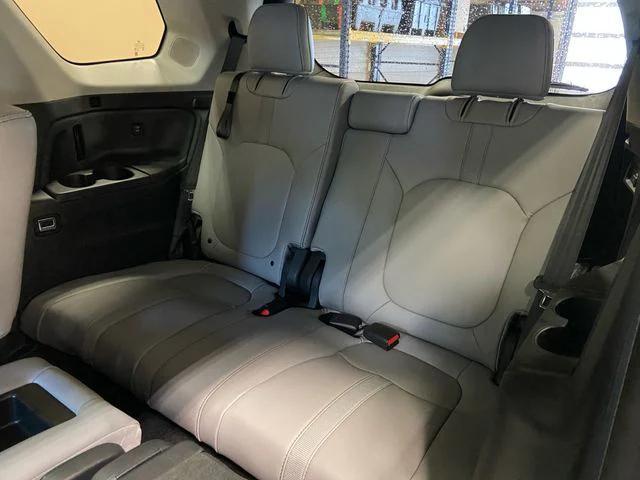 new 2025 Honda Pilot car, priced at $51,950