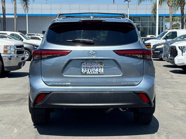 used 2022 Toyota Highlander car, priced at $38,881