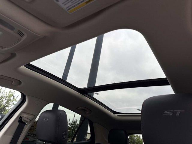 used 2023 Buick Envision car, priced at $29,162