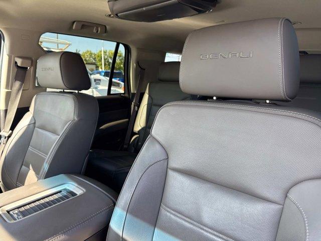 used 2015 GMC Yukon car, priced at $26,881