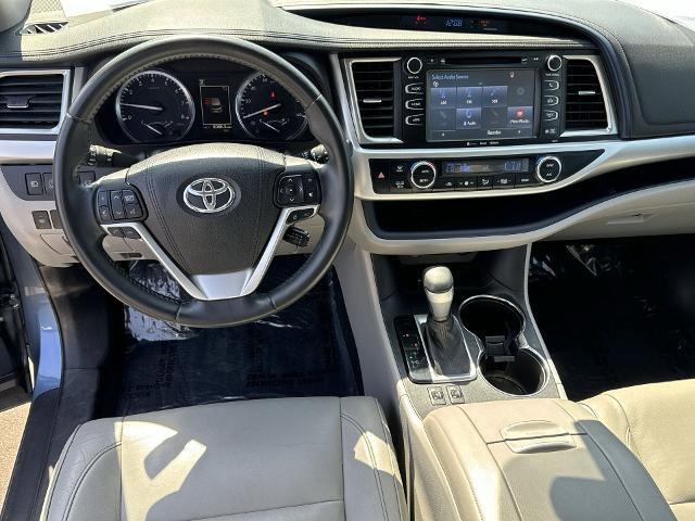 used 2017 Toyota Highlander car, priced at $22,994