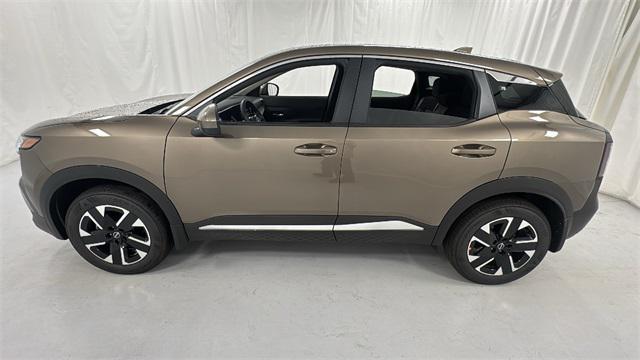 new 2025 Nissan Kicks car, priced at $27,540