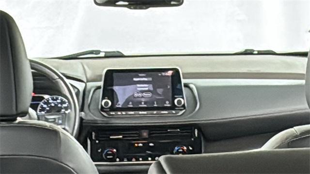 used 2021 Nissan Rogue car, priced at $19,627