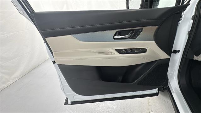 new 2025 Nissan Murano car, priced at $45,607