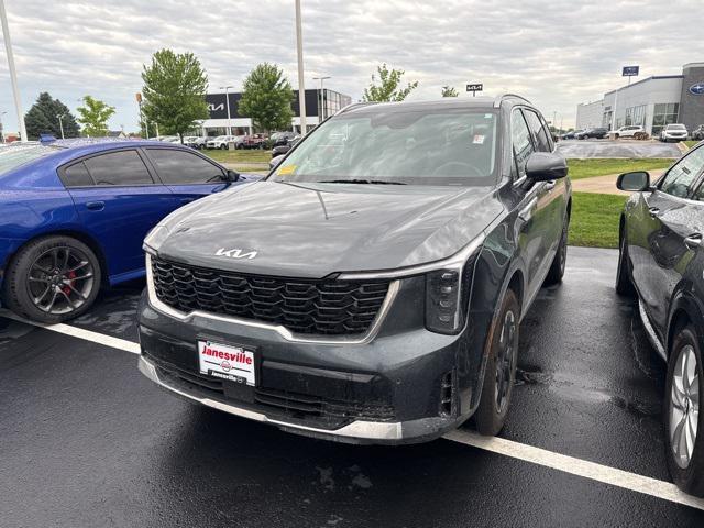 used 2024 Kia Sorento car, priced at $29,994