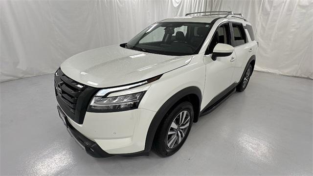 used 2022 Nissan Pathfinder car, priced at $28,354