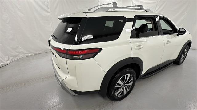 used 2022 Nissan Pathfinder car, priced at $28,354
