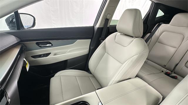 new 2025 Nissan Murano car, priced at $45,607