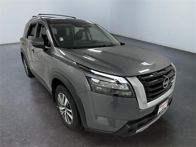 new 2025 Nissan Pathfinder car, priced at $42,582