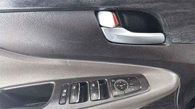 used 2020 Hyundai Santa Fe car, priced at $13,997