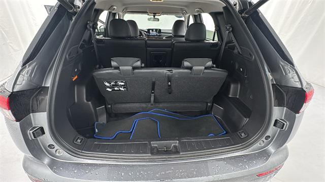 used 2023 Mitsubishi Outlander PHEV car, priced at $26,995