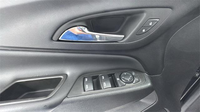 used 2024 Chevrolet Equinox car, priced at $21,997