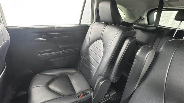 used 2020 Toyota Highlander car, priced at $22,989