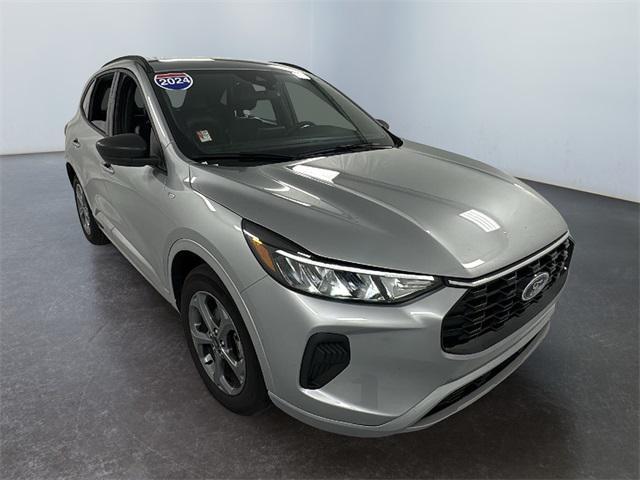 used 2024 Ford Escape car, priced at $23,250