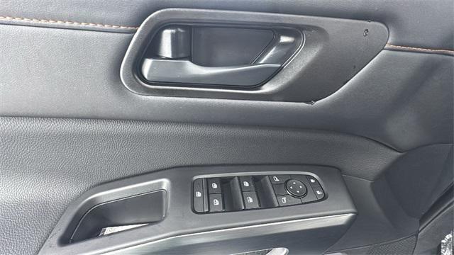 used 2025 Nissan Pathfinder car, priced at $38,900