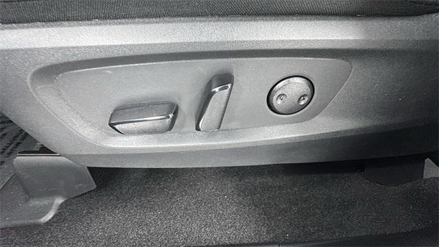 used 2025 Nissan Pathfinder car, priced at $38,900