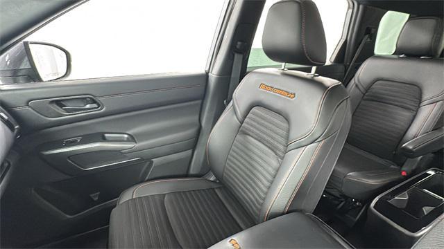 used 2025 Nissan Pathfinder car, priced at $38,900