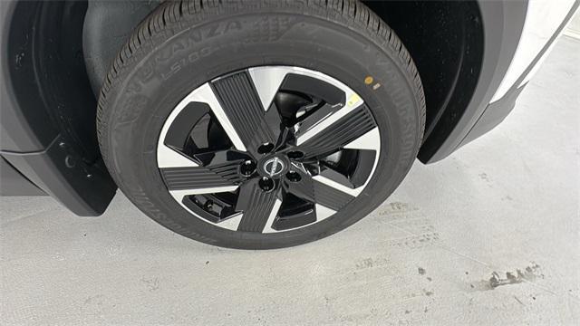 new 2025 Nissan Kicks car, priced at $26,555