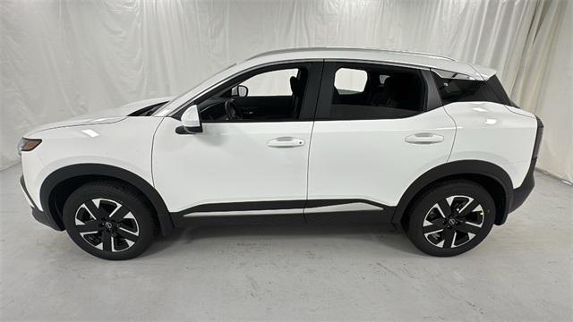 new 2025 Nissan Kicks car, priced at $26,555