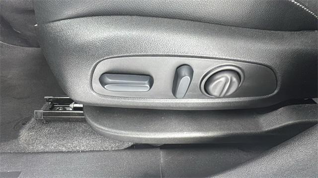 used 2024 GMC Terrain car, priced at $27,998