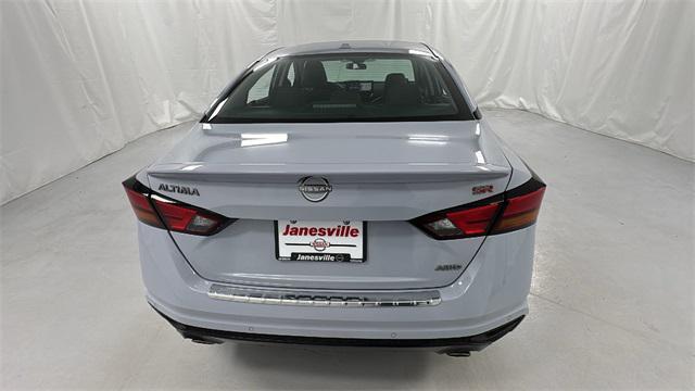 used 2023 Nissan Altima car, priced at $24,389