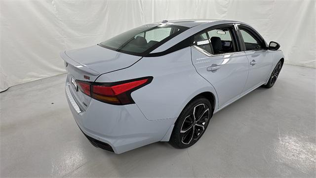 used 2023 Nissan Altima car, priced at $24,389