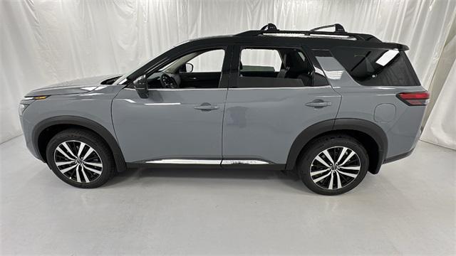 new 2025 Nissan Pathfinder car, priced at $51,119