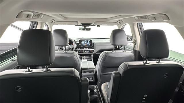 new 2025 Nissan Pathfinder car, priced at $51,119