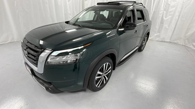 new 2024 Nissan Pathfinder car, priced at $51,397
