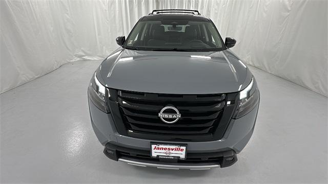 new 2025 Nissan Pathfinder car, priced at $50,236