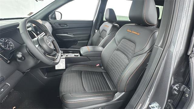 new 2025 Nissan Pathfinder car, priced at $42,060