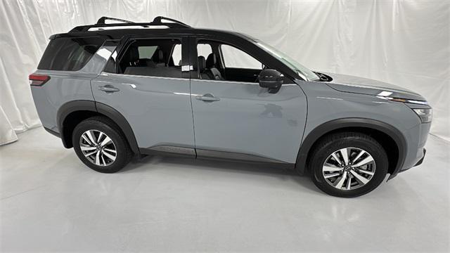 new 2025 Nissan Pathfinder car, priced at $45,155