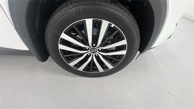 new 2025 Nissan Pathfinder car, priced at $49,485