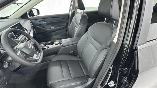 new 2025 Nissan Rogue car, priced at $32,192