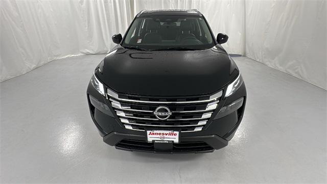 new 2025 Nissan Rogue car, priced at $32,192