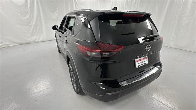 new 2025 Nissan Rogue car, priced at $32,192