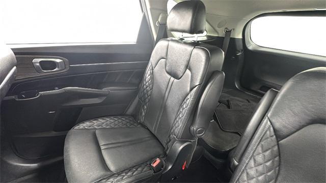 used 2021 Kia Sorento car, priced at $22,407