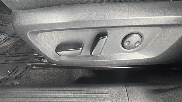 used 2025 Nissan Rogue car, priced at $27,921