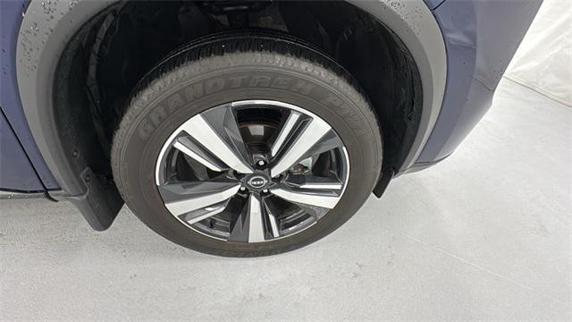 used 2024 Nissan Rogue car, priced at $32,557